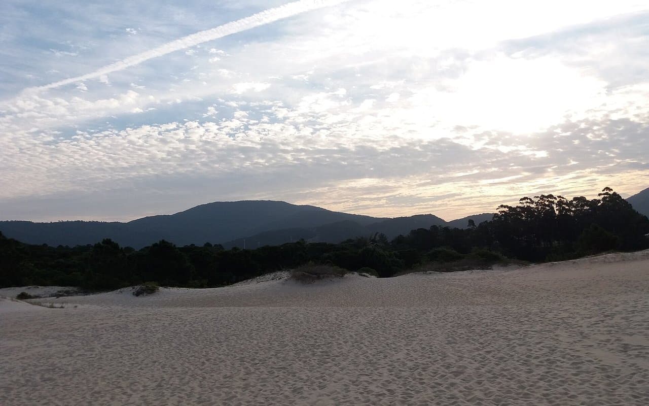 Rio Vermelho: espaço e natureza no norte da ilha